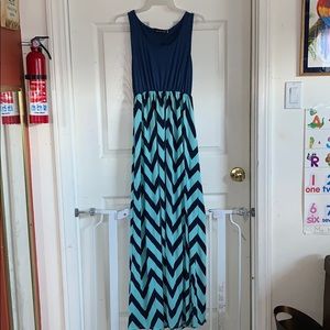 Demetory maxi dress